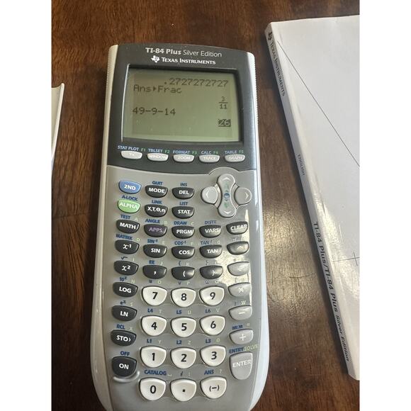 Texas Instruments TI-84 Plus Silver Edition Calculator w/ Manual TESTED - Picture 5 of 5